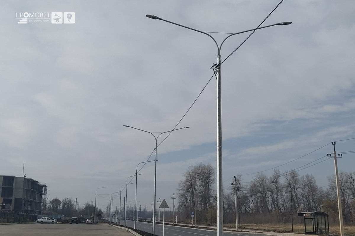 Освещение проезжей части и велодорожек ул. Перспективной